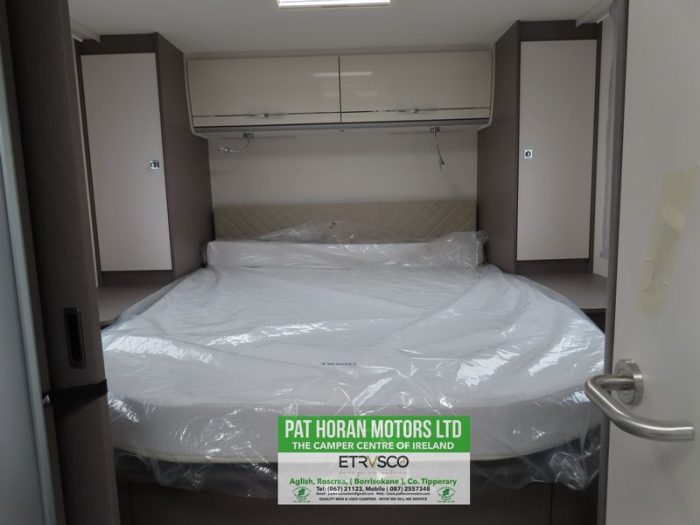New Etrusco T7400 QBC - RHD - Image 4